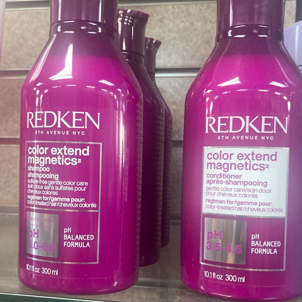 Redken Color Extend Magnetics Hair Care Duo